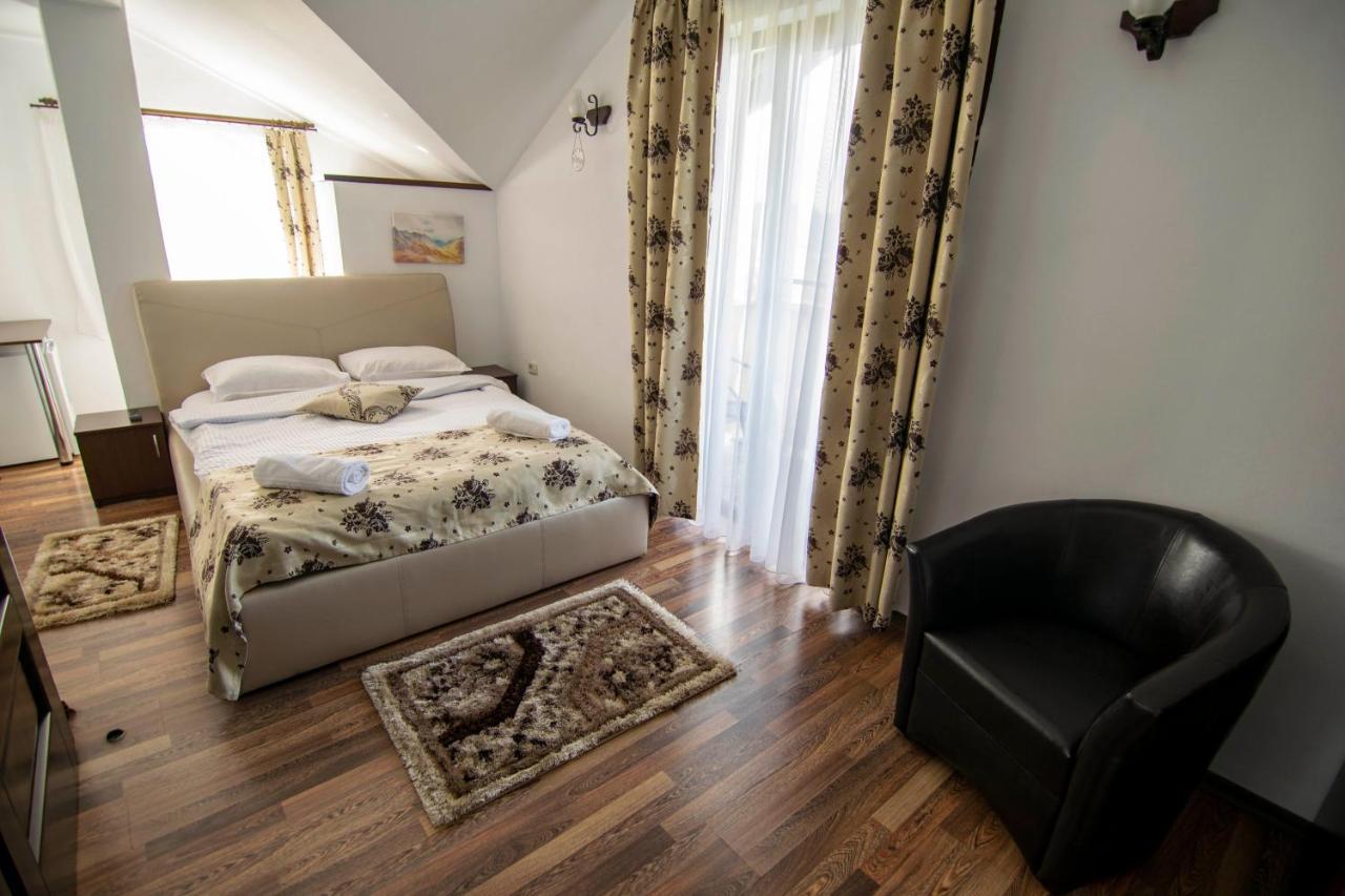 فندق Alpina Panoramic مويزي المظهر الخارجي الصورة